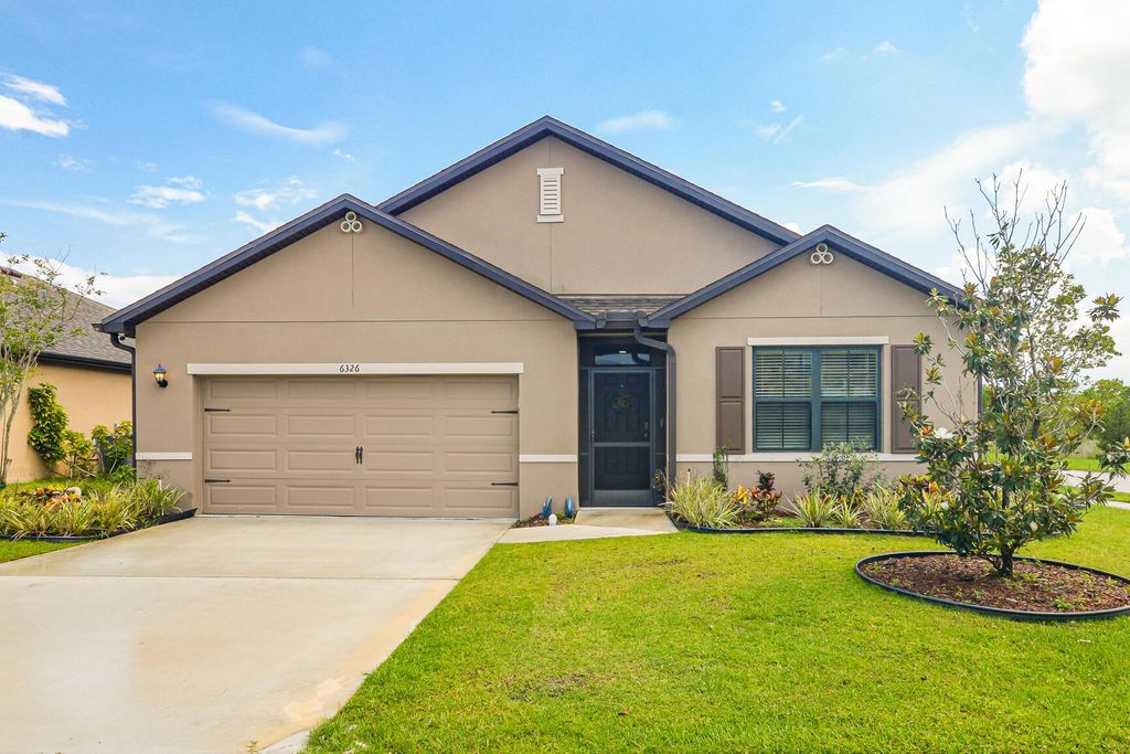 6326 NW Northwood Loop, Port St Lucie, FL 34983