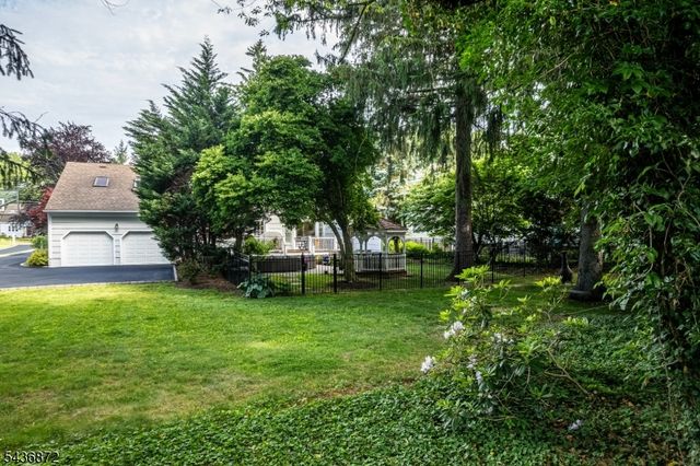 150 Noe Ave, Chatham Twp., NJ 07928