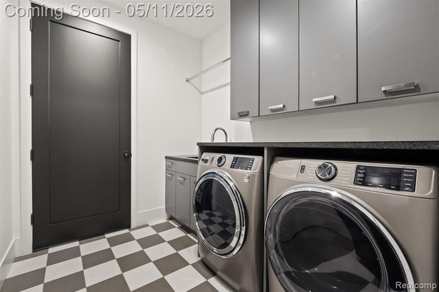 283 E Lincoln Street, Birmingham, MI 48009