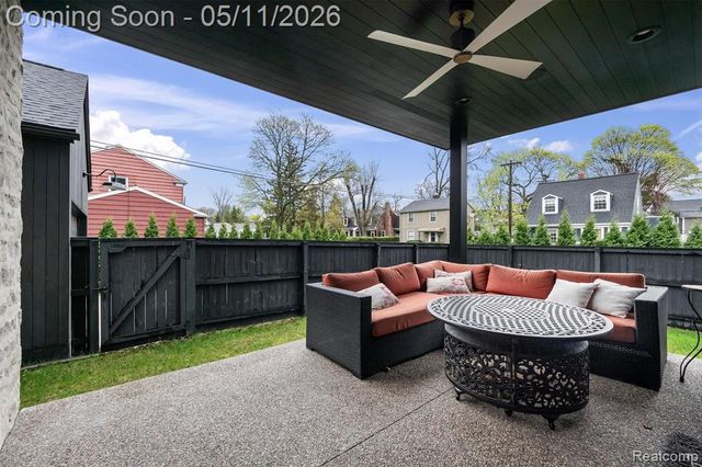283 E Lincoln Street, Birmingham, MI 48009