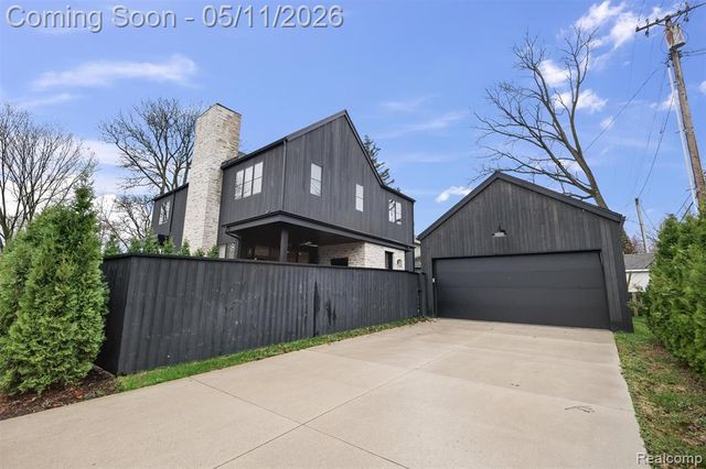 283 E Lincoln Street, Birmingham, MI 48009