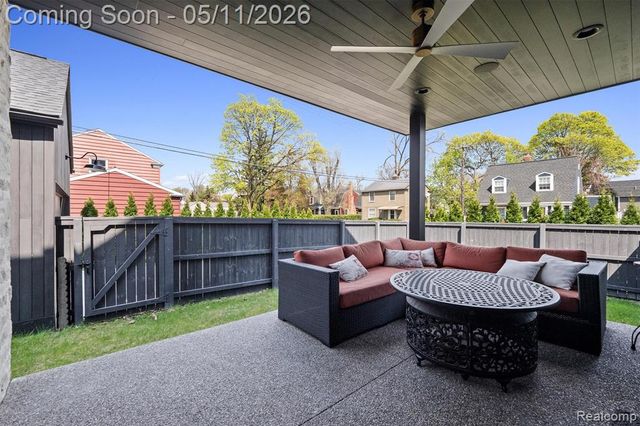 283 E Lincoln Street, Birmingham, MI 48009