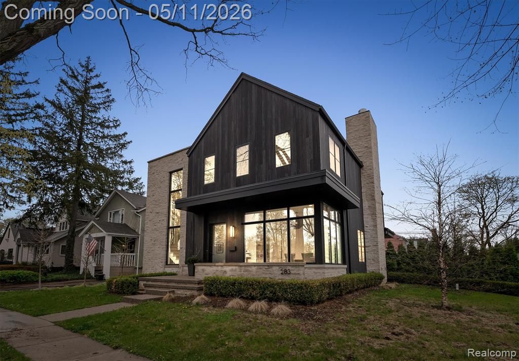 283 E Lincoln Street, Birmingham, MI 48009
