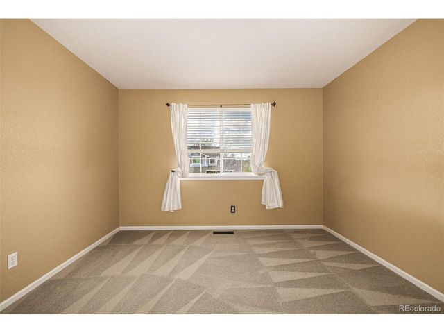 10244 Royal Eagle St, Highlands Ranch, CO 80129