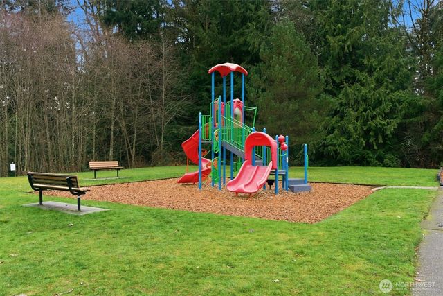 10517 24th Street SE, Lake Stevens, WA 98258