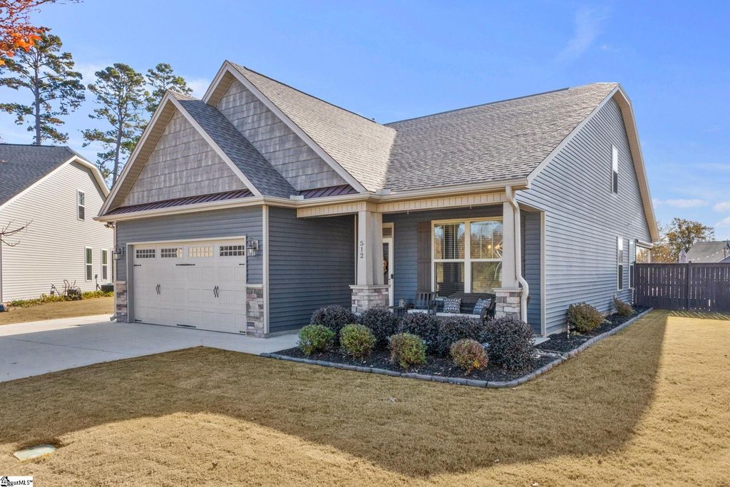 512 Presley Court, Greer, SC 29650