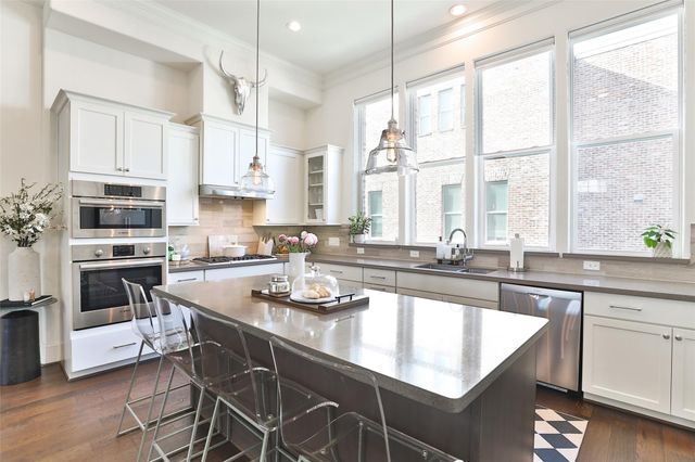 2303 Kolbe Run Lane, Houston, TX 77080