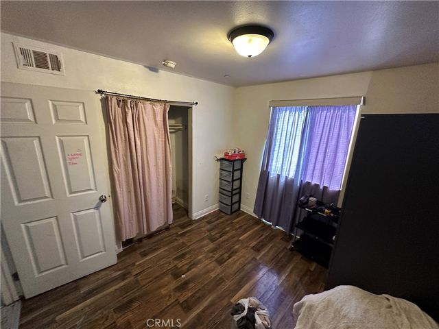 9121 Orchard, Los Angeles, CA 90044