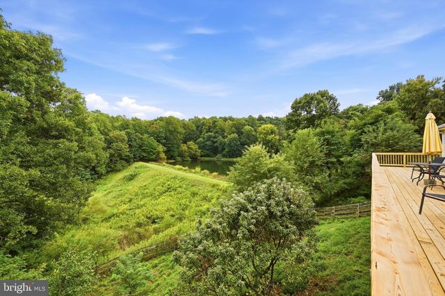 376 BLACK TWIG RD, Linden, VA 22642