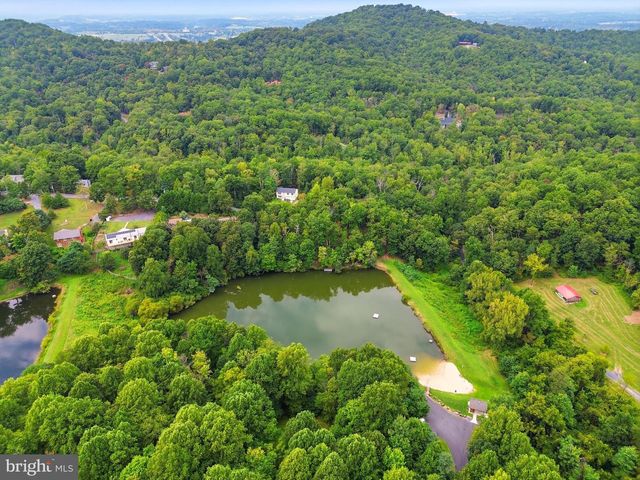 376 BLACK TWIG RD, Linden, VA 22642