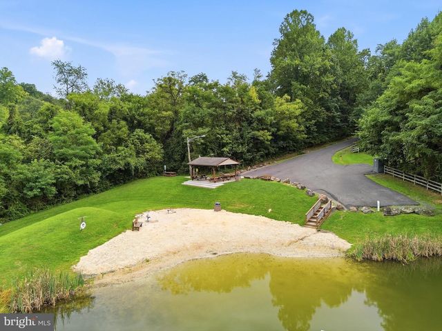 376 BLACK TWIG RD, Linden, VA 22642