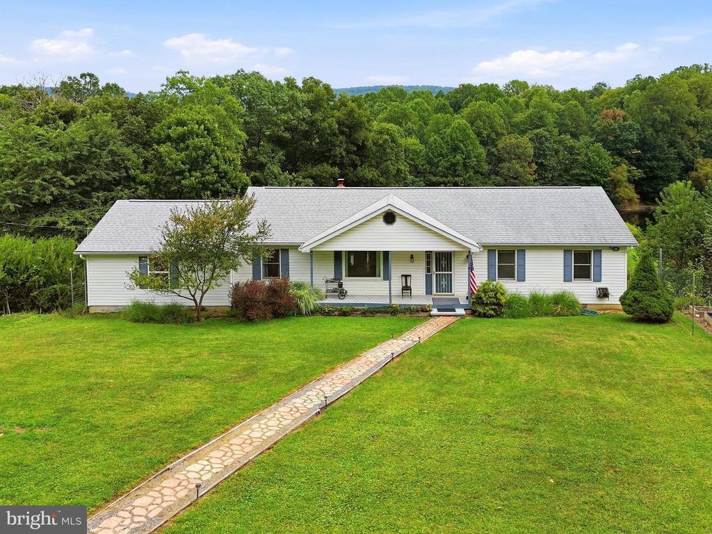 376 BLACK TWIG RD, Linden, VA 22642