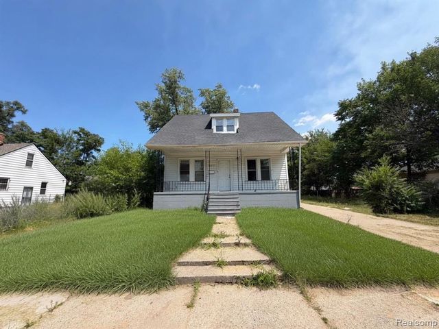 16856 San Juan Drive, Detroit, MI 48221