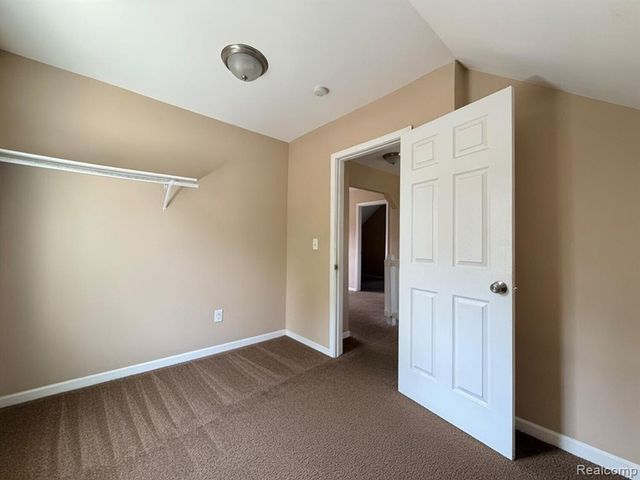 16856 San Juan Drive, Detroit, MI 48221