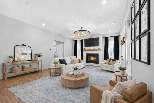 285 Great Lawn Drive, Summerville, SC 29486