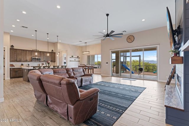 29532 N 144TH Street, Scottsdale, AZ 85262