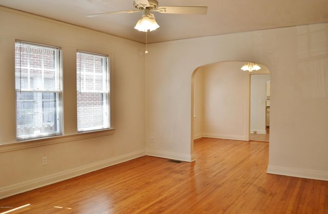2559 DELLWOOD Avenue, Jacksonville, FL 32204