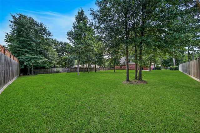 710 W Rollingwood, Pinehurst, TX 77362