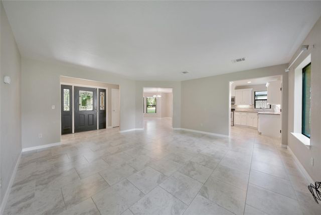 710 W Rollingwood, Pinehurst, TX 77362