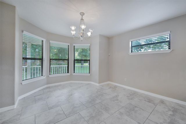 710 W Rollingwood, Pinehurst, TX 77362