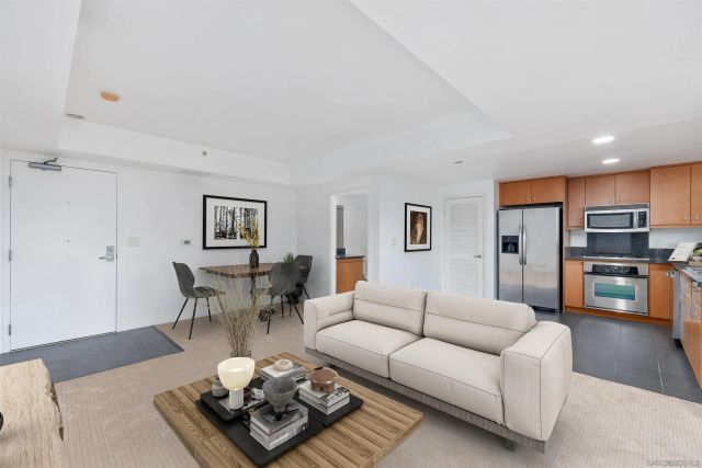 875 G St. 707, San Diego, CA 92101