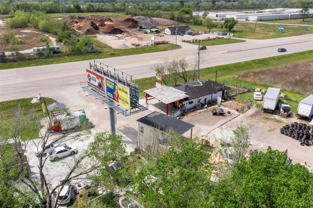 16123 Highway 6, Rosharon, TX 77583