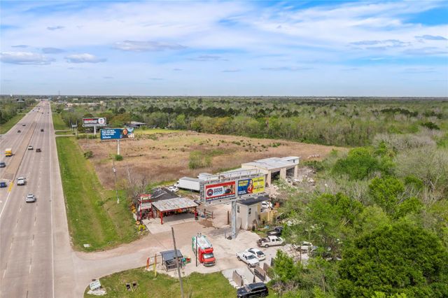 16123 Highway 6, Rosharon, TX 77583