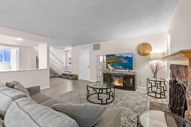 7100 Peppermint Drive, Reno, NV 89506