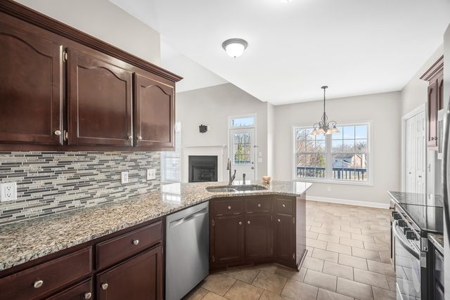 104 Camden Ct, N, Hendersonville, TN 37075