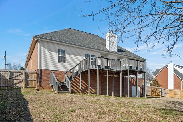 104 Camden Ct, N, Hendersonville, TN 37075