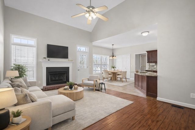 104 Camden Ct, N, Hendersonville, TN 37075