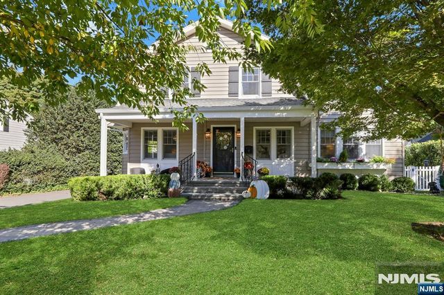 615 Sylvan Place, Haworth, NJ 07641