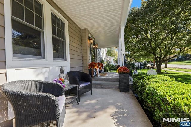 615 Sylvan Place, Haworth, NJ 07641
