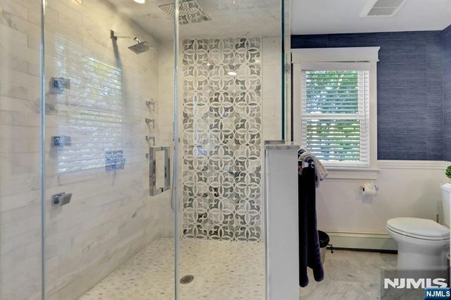 615 Sylvan Place, Haworth, NJ 07641
