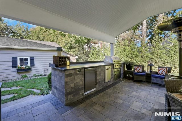 615 Sylvan Place, Haworth, NJ 07641