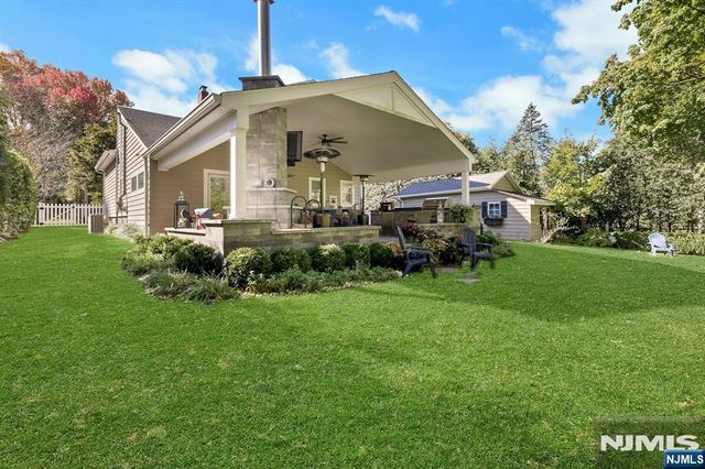 615 Sylvan Place, Haworth, NJ 07641