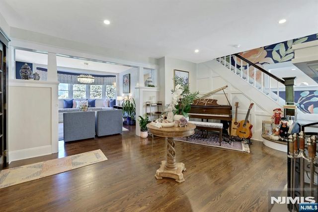 615 Sylvan Place, Haworth, NJ 07641