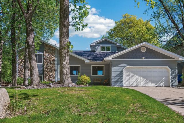 6129 Eagle Lake Drive, Maple Grove, MN 55369