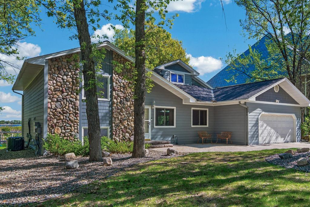 6129 Eagle Lake Drive, Maple Grove, MN 55369