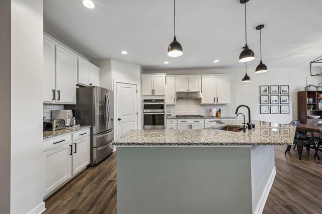 2800 Isabelle Drive, Victoria, MN 55386