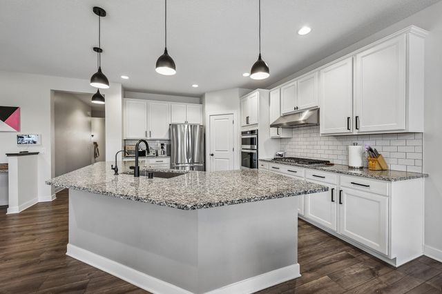 2800 Isabelle Drive, Victoria, MN 55386