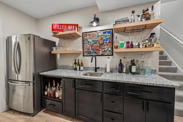2800 Isabelle Drive, Victoria, MN 55386