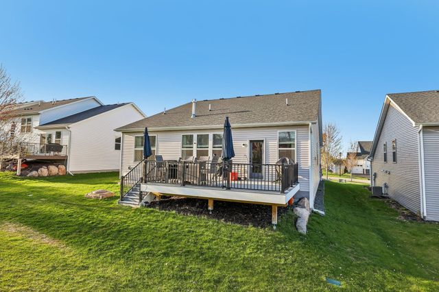 2800 Isabelle Drive, Victoria, MN 55386