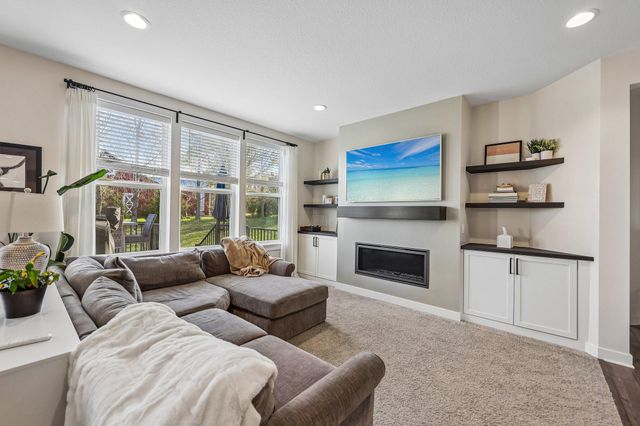 2800 Isabelle Drive, Victoria, MN 55386