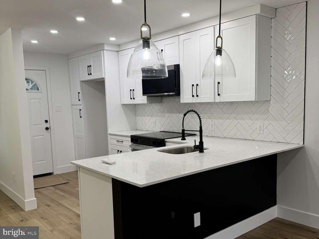 1344 RAINER RD, Brookhaven, PA 19015