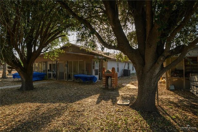 1233 S 2nd Street, Alamo, TX 78516