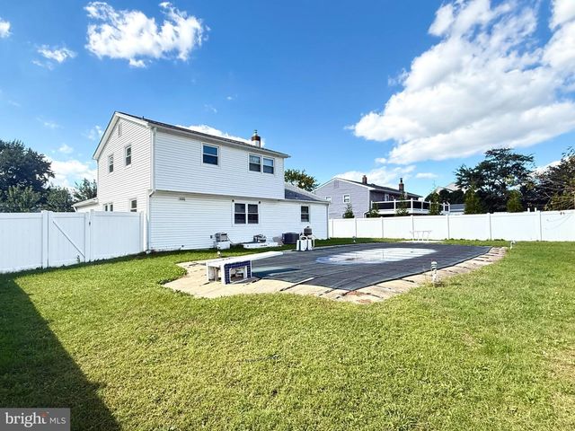 237 5TH AVE W, Cherry Hill, NJ 08002
