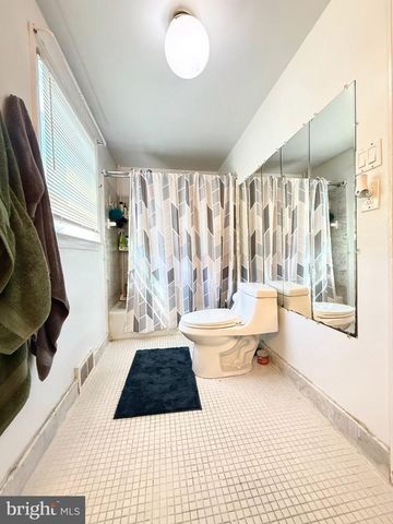 237 5TH AVE W, Cherry Hill, NJ 08002