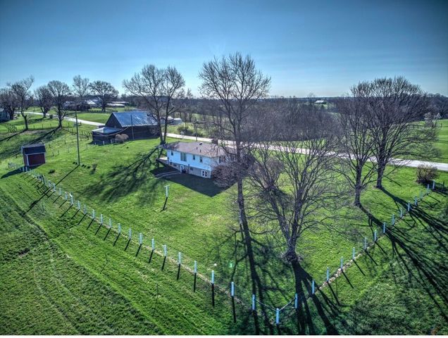 2320 Knoxville Road, Dry Ridge, KY 41035