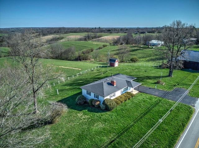 2320 Knoxville Road, Dry Ridge, KY 41035